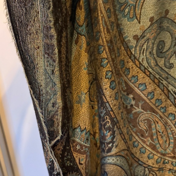 Teal & Brown Paisley Pashmina-Blend Ruana Wrap with Armholes – One Size - Picture 4 of 5